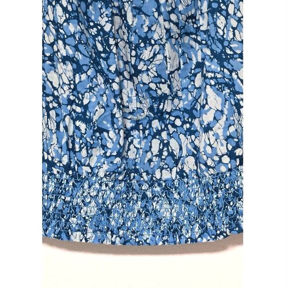 House of Harlow 1960 blue print top size large. - Picture 5 of 8